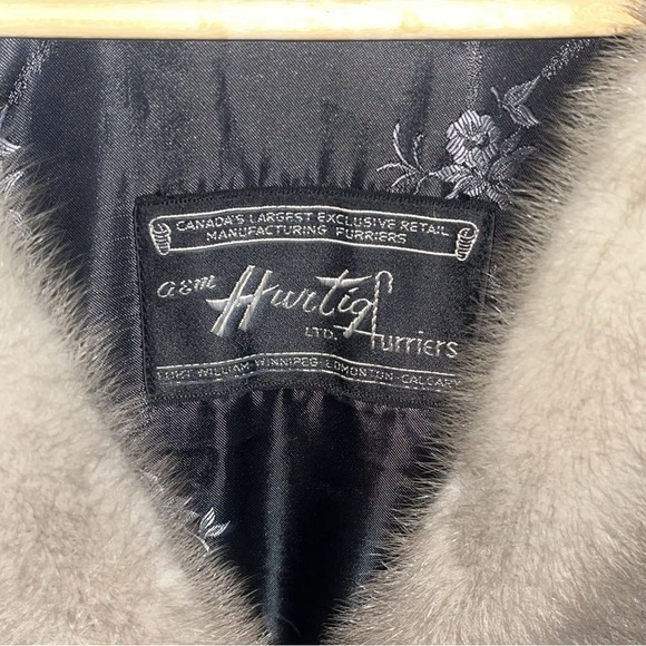 Vintage Persian Lamb coat with Mink fur Trim - Picture 5 of 6